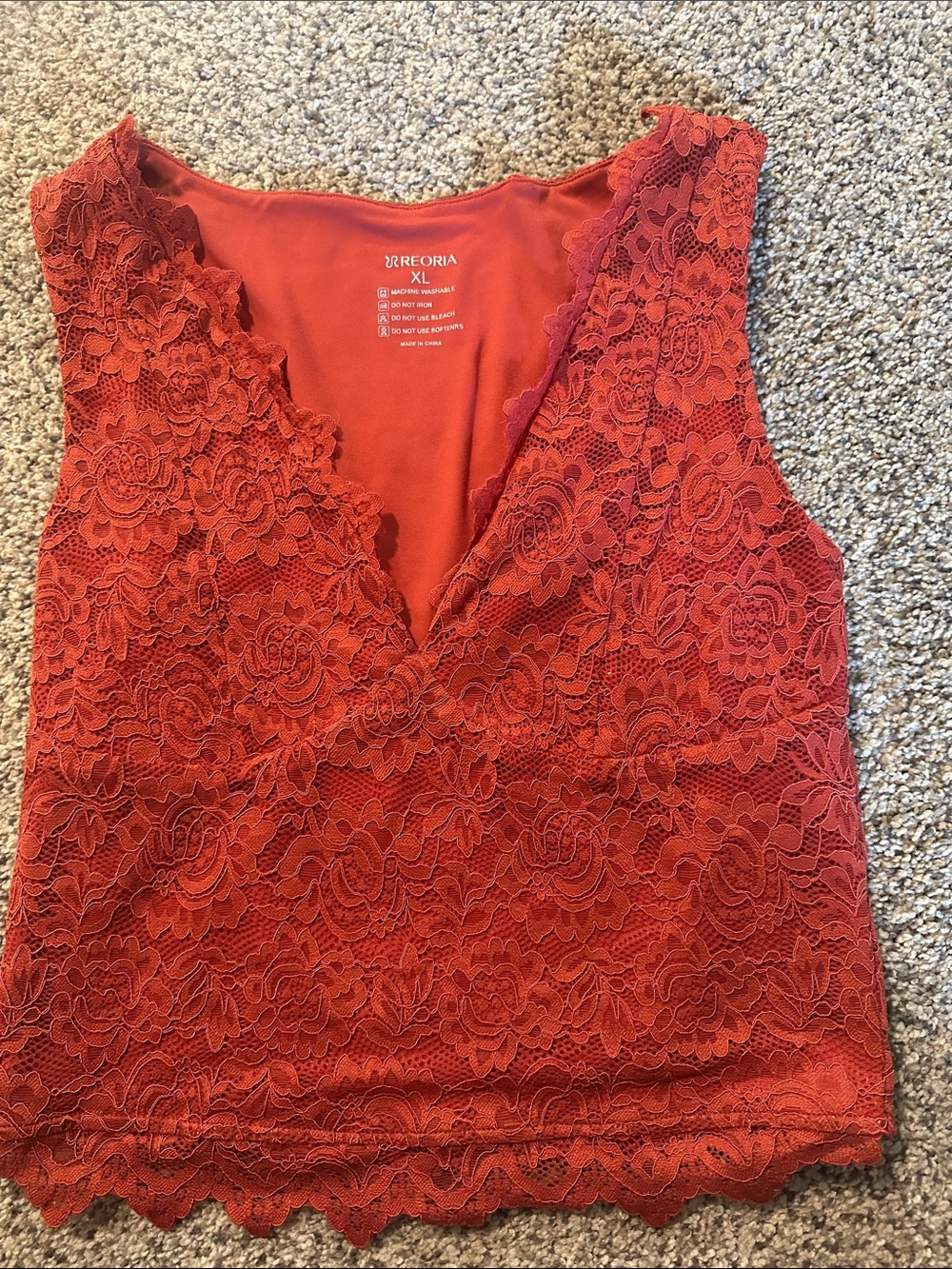 ReoRia Red Lace V-Neck Camisole